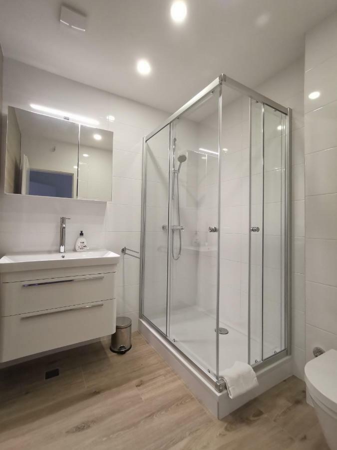 Apartments Tonkita With Jacuzzi Makarska Exterior foto